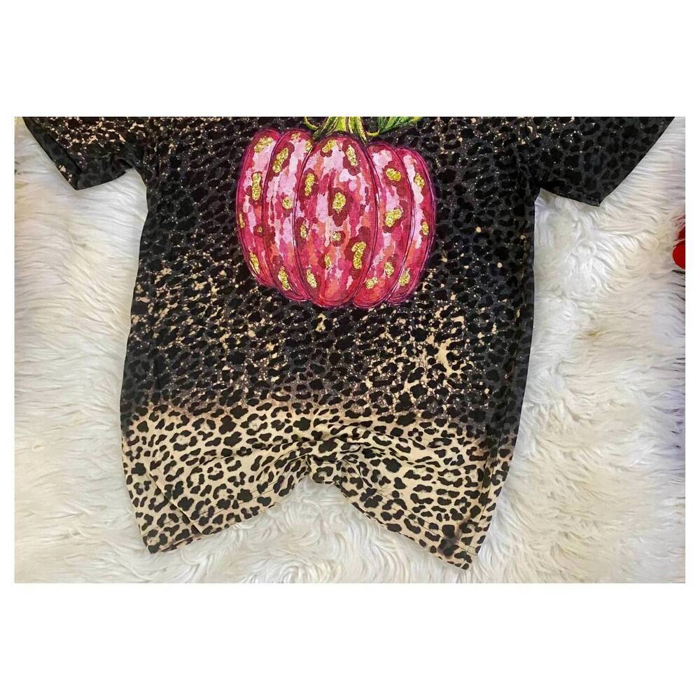 NEW SOUTHERN ATTITUDE women's bleached leopard pumpkin tee in pink